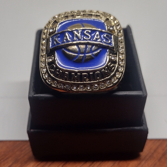 KANSAS JAYHAWKS 2013 BEN MCLEMORE BIG 12 CHAMPIONSHIP MENS SIZE 10.5 RING w/BOX - Picture 15 of 16
